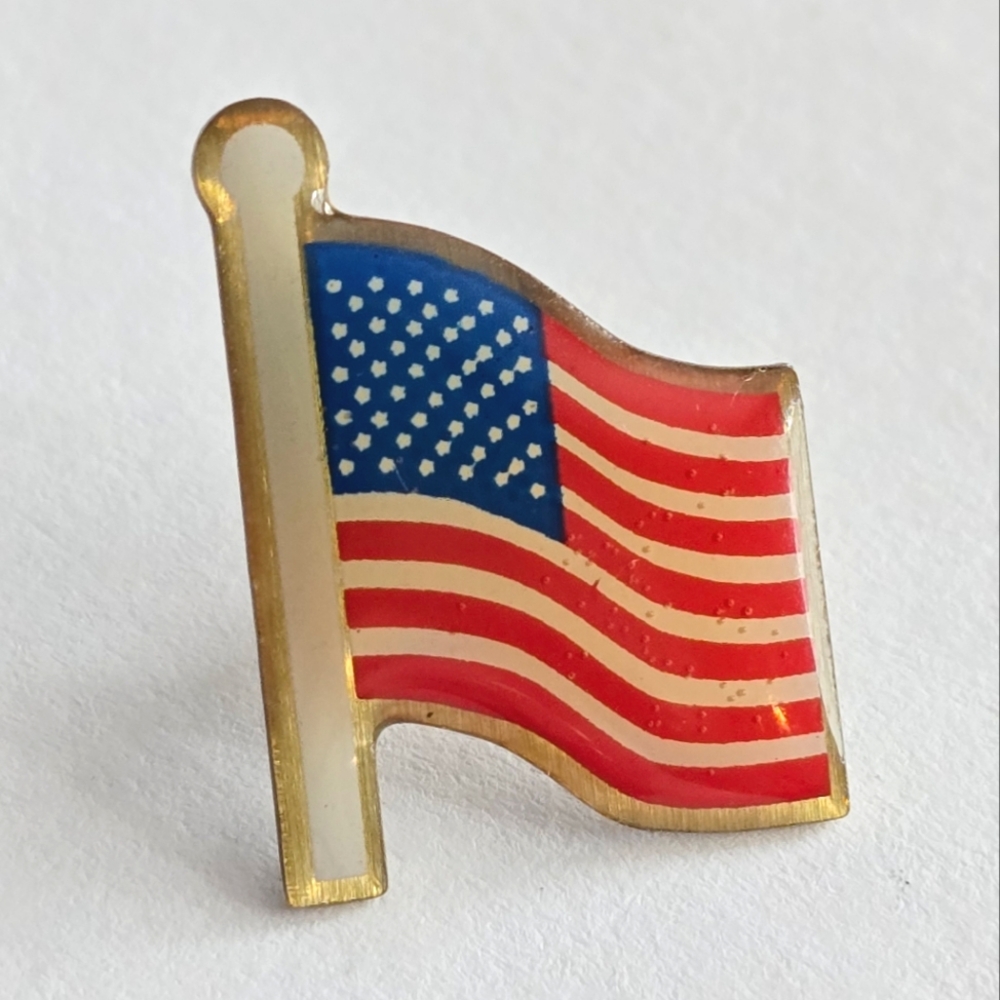 USA flag lapel pin enamel brooch patriotic